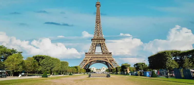 Only 5% of Travelers Can Match All These Landmarks to Their Country